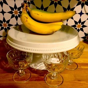 White ceramic dishwasher safe cake stand/ server